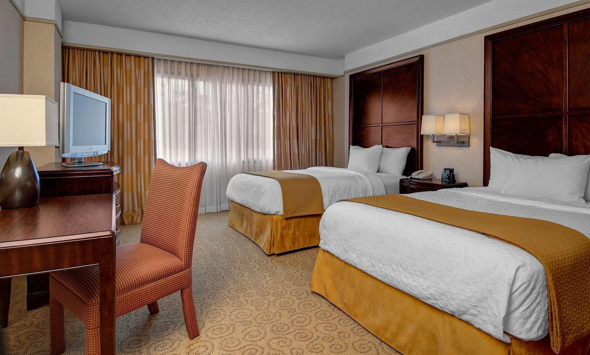 Embassy Suites By Hilton Atlanta Galleria Smyrna Eksteriør billede